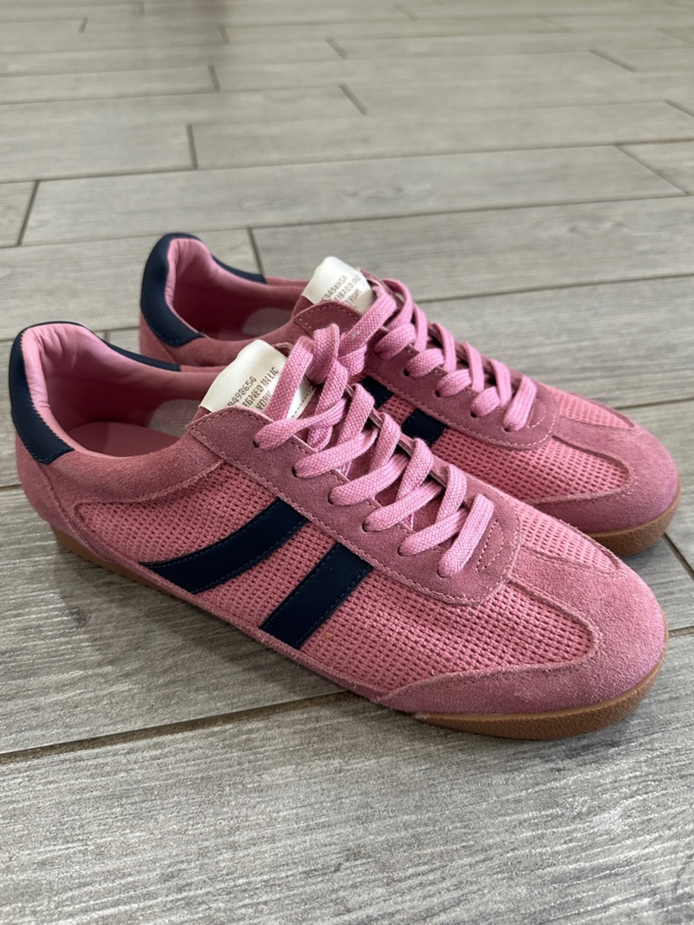 Steve Madden Pink/Navy Nirvana Sneakers New! - Picture 2 of 11